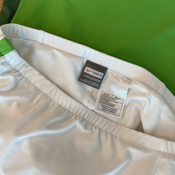 Like New Nike Tennis Outfit - Picture 7 of 9